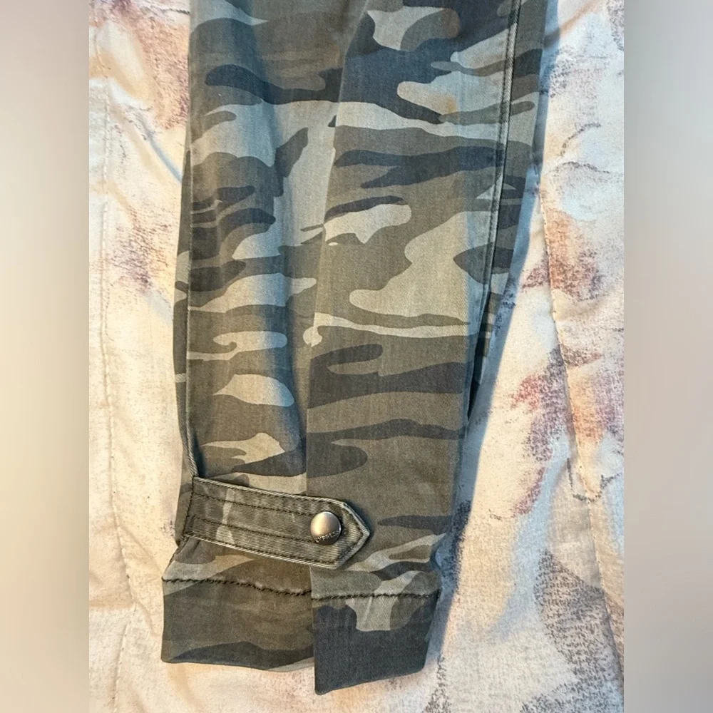 Express Cargo Pants - Picture 3 of 7